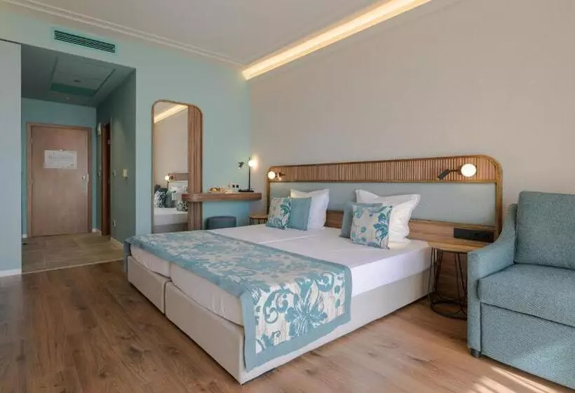 اتاق لوکس با چشم‌انداز دریا, Kristal Hotel   All Inclusive