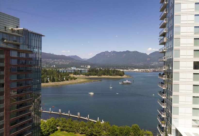 غرفه قياسيه سريرين مزدوجين, Pinnacle Hotel Harbourfront