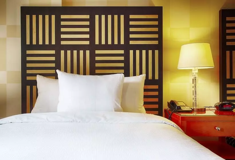 اتاق استاندارد با 2 تخت دوبل, Pinnacle Hotel Harbourfront