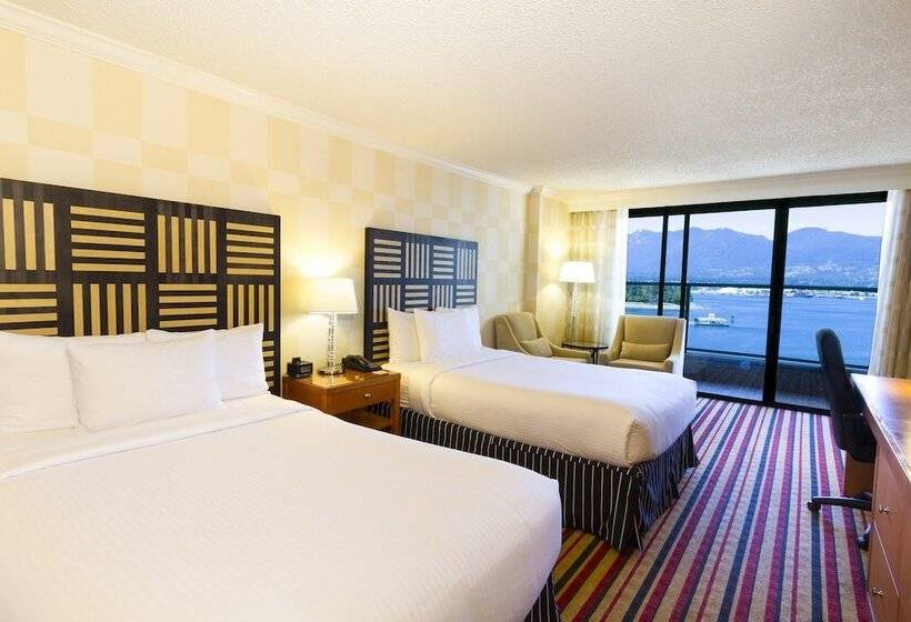 غرفه قياسيه سريرين مزدوجين, Pinnacle Hotel Harbourfront