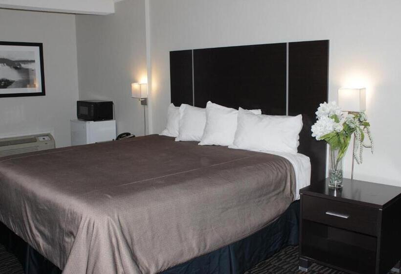 חדר סטנדרט עם מיטת קינג, Ramada Plaza By Wyndham Niagara Falls