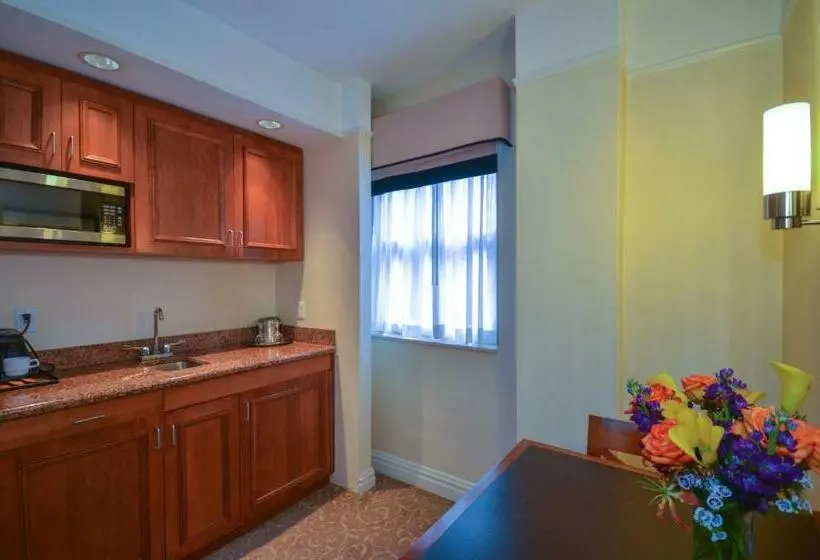 سوییت, San Carlos Hotel New York