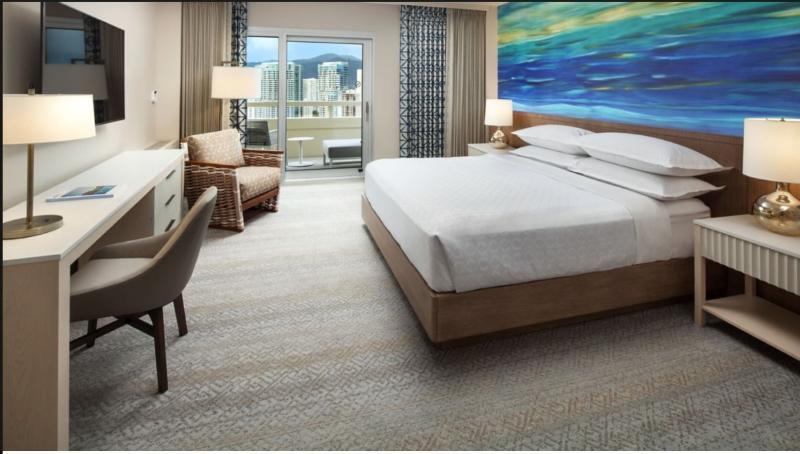 חדר סטנדרט עם מיטת קינג, Sheraton Waikiki Beach Resort