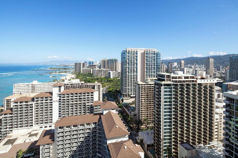 חדר סטנדרט עם מיטת קינג, Sheraton Waikiki Beach Resort