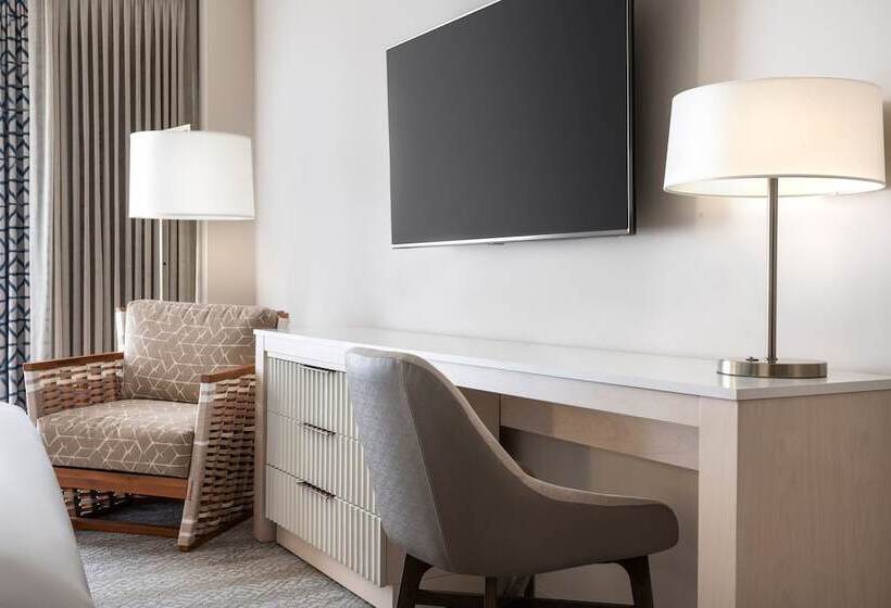 חדר סטנדרט מיטה זוגית נוף לים, Sheraton Waikiki Beach Resort