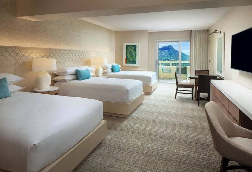 חדר דלוקס נוף לים, Sheraton Waikiki Beach Resort