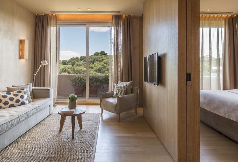 סוויטה אקזקיוטיב, The Margi