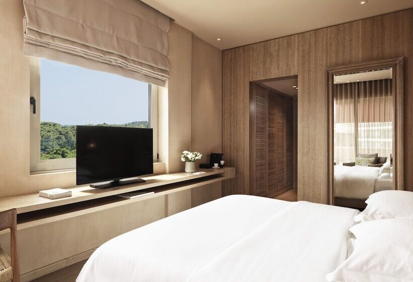 חדר פרמיום נוף לים, The Margi