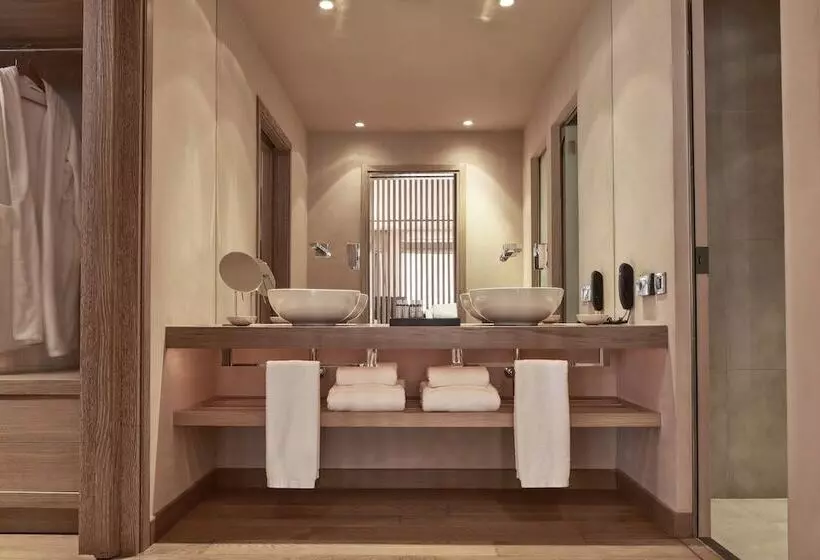 Suite with Terrace, The Margi