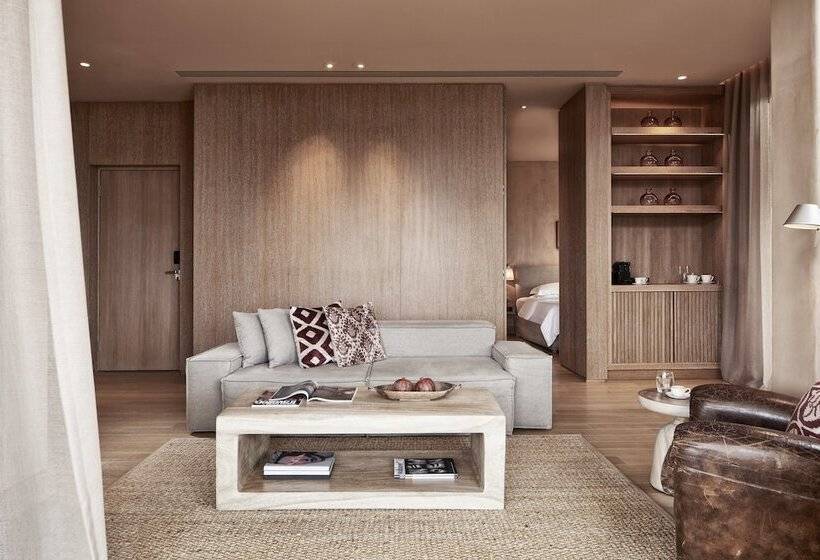 סוויטת פרמיום, The Margi