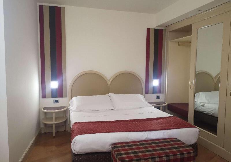 חדר פרמיום נוף לים, The Margi