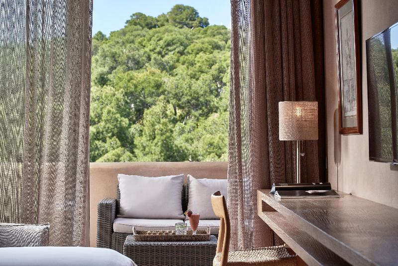 חדר אקזקיוטיב, The Margi