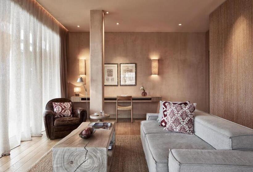 סוויטת פרמיום, The Margi