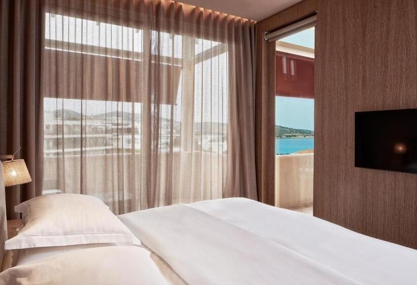 סוויטת פרמיום, The Margi