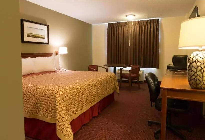 キングサイズベッドのスタンダードルーム, Marina Inn & Suites Chalmettenew Orleans