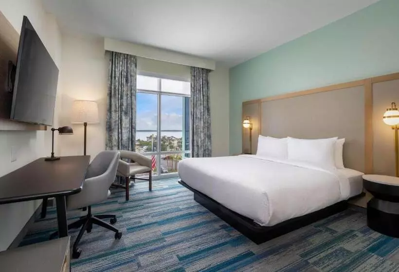 身障者適用キングサイズベッドルーム, Fairfield By Marriott Inn & Suites Pensacola Beach