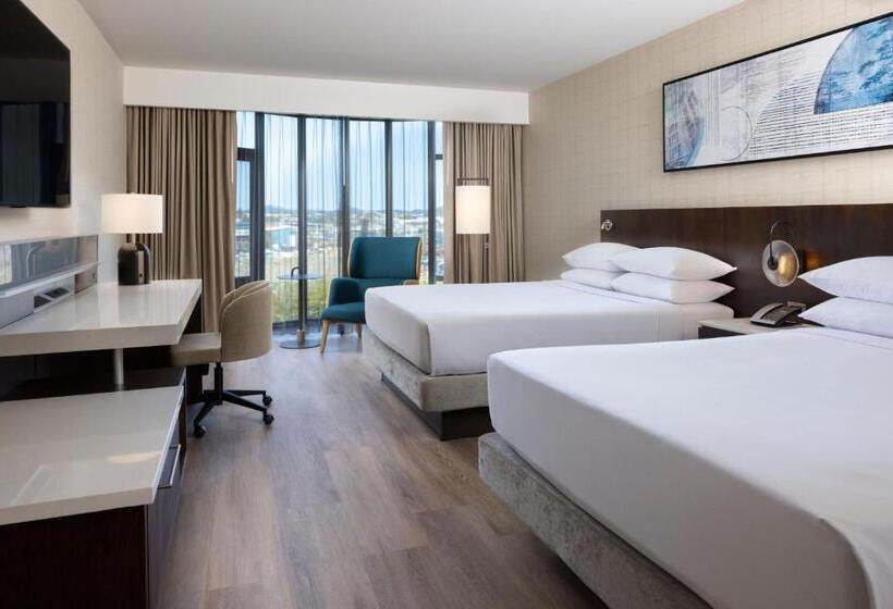 غرفة قياسية, Delta Hotels By Marriott Victoria Ocean Pointe Resort