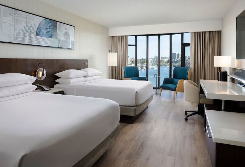 غرفة كلوب مع إطلالات, Delta Hotels By Marriott Victoria Ocean Pointe Resort