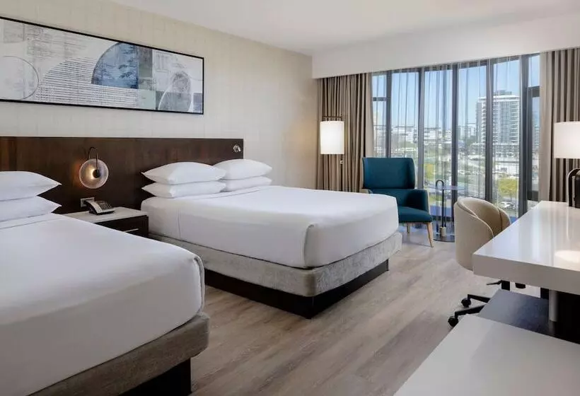 اتاق کلاب, Delta Hotels By Marriott Victoria Ocean Pointe Resort