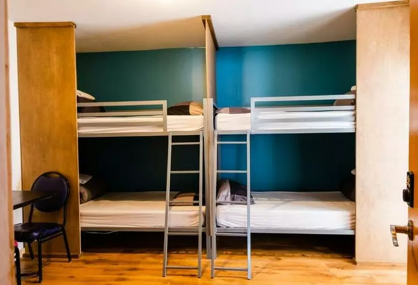 Perhehuone, Auberge De Jeunesse Le Camp De Base