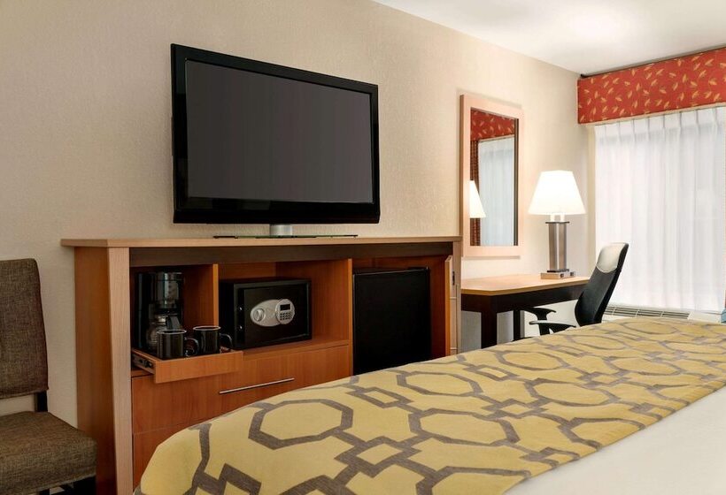 غرفة سوبيريور لذوى الاحتياجات الخاصة, Baymont By Wyndham North Dartmouth Fall River