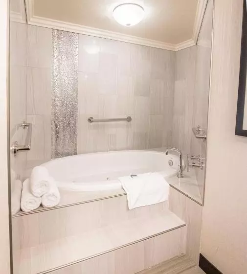 سوئیت با تخت بزرگ, Best Western Plus Redondo Beach Inn