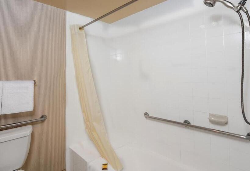 Номер Стандарт 2 Двуспальные Кровати, Best Western Plus Redondo Beach Inn