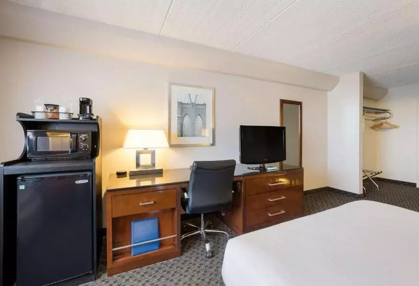 リバービュースタンダードルーム, Best Western Riverfront Inn
