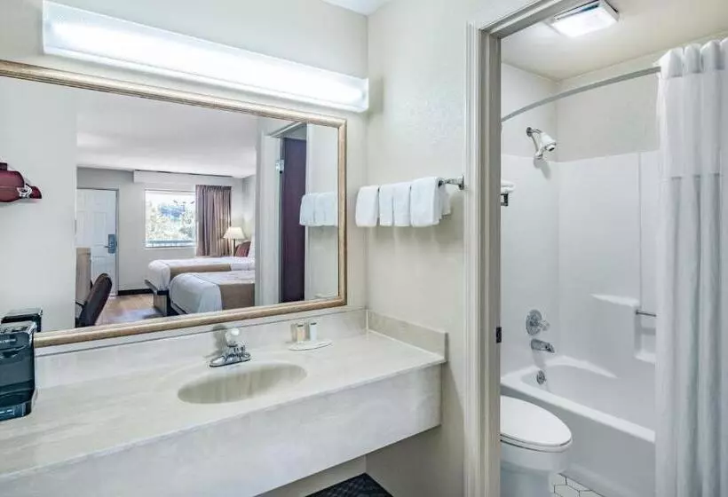 デラックスルーム, Days Inn By Wyndham Macon I475