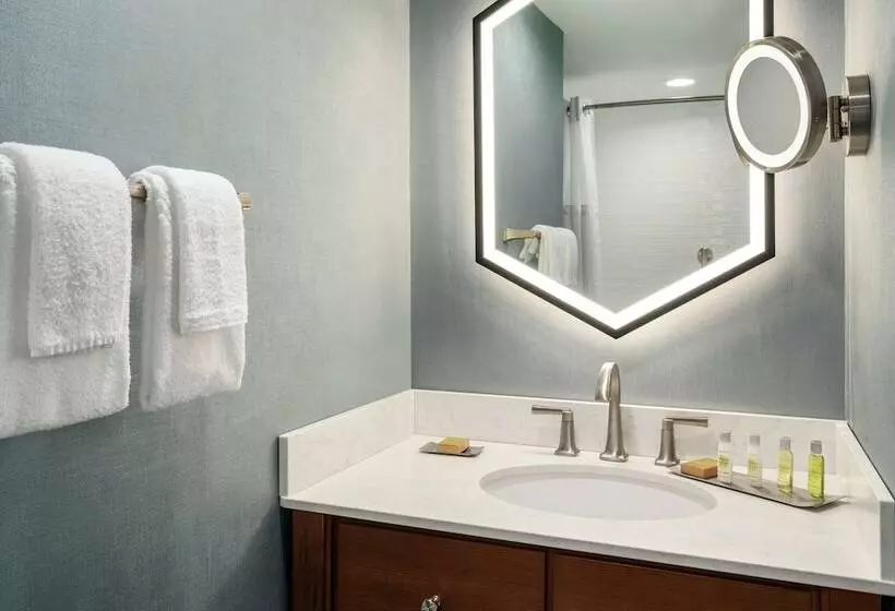 サイドシービュージュニアスイート, Doubletree By Hilton Ocean City Oceanfront