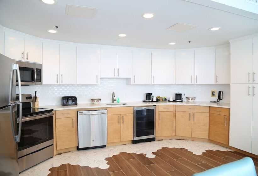 ５寝室のヴィラ, Doubletree By Hilton Ocean City Oceanfront