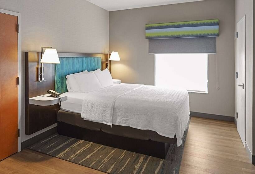 스탠다드 스튜디오 킹침대, Hampton Inn Nanuet