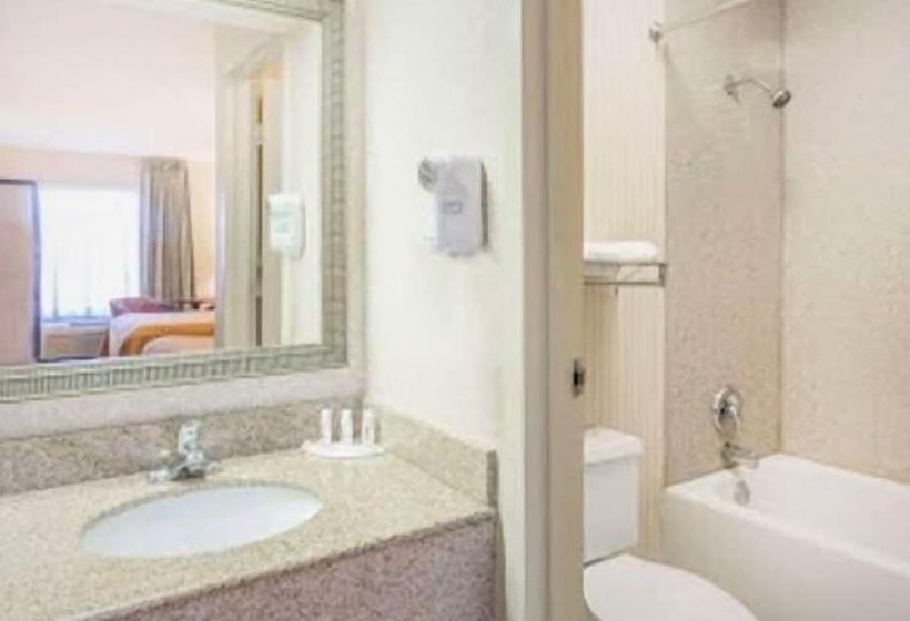 Номер Стандарт 2 Двуспальные Кровати, Onley Inn