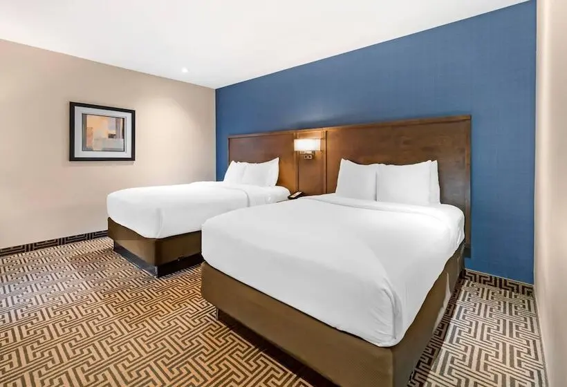 ２ダブルベッドのスタンダードルーム, Quality Inn Centre Ville