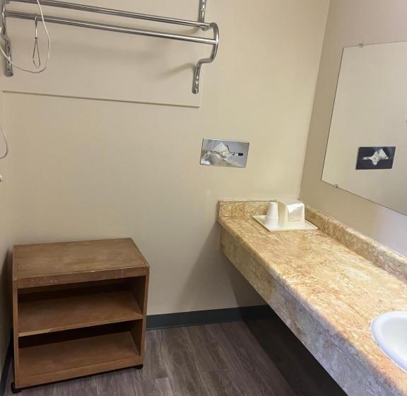 스탠다드 룸, Western Inn Lakewood