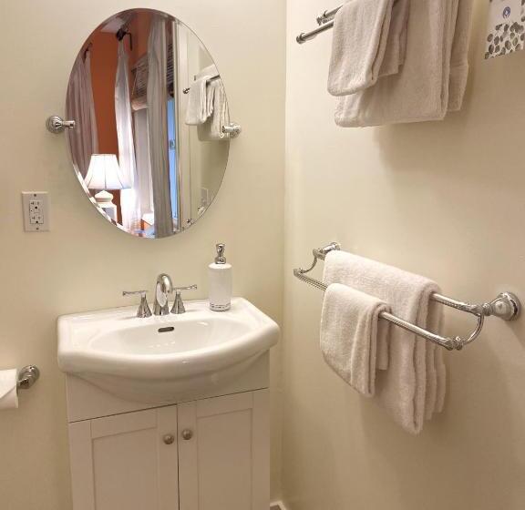 Standardzimmer Kingsize Bett, Wisteria Guest House