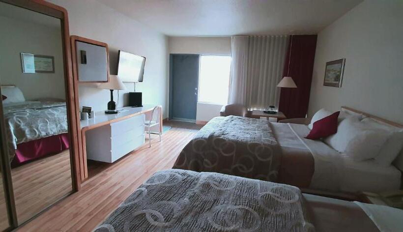 Номер Стандарт, Motel Chute Des Pères