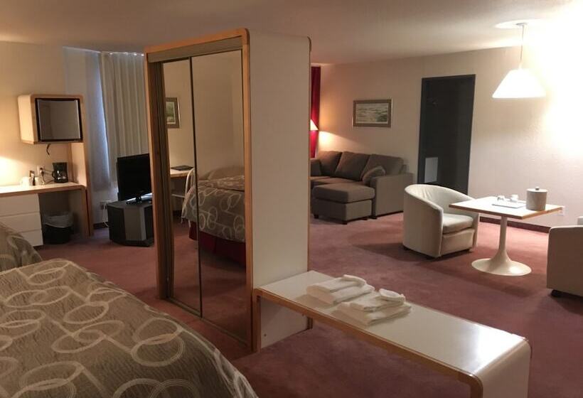 スーペリアースイート, Motel Chute Des Pères