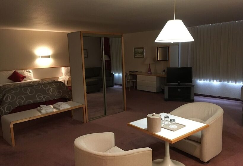 スーペリアースイート, Motel Chute Des Pères