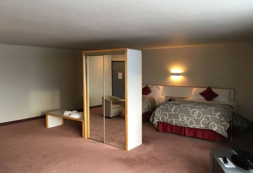 スーペリアースイート, Motel Chute Des Pères