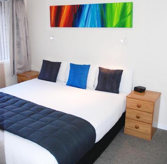 آپارتمان 1 خوابه, Almond Court Motel