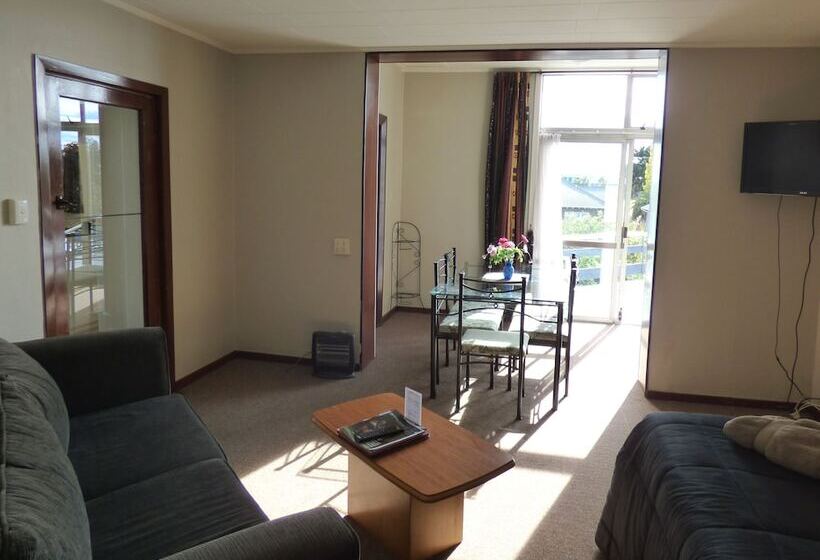 דירת חדר, Anchor Motel