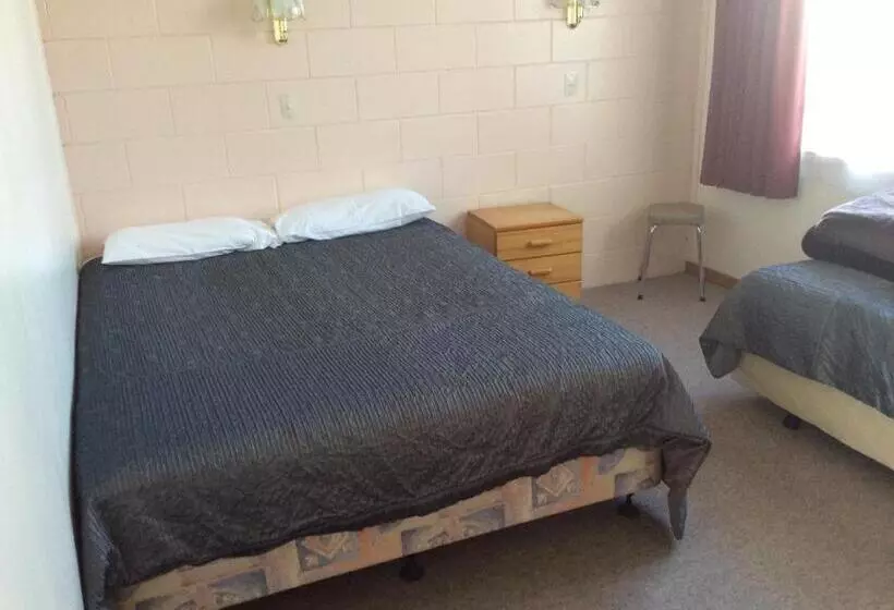 ２ベッドルームアパートメント, Charlton Motel