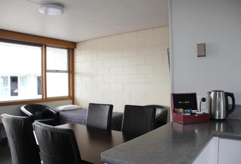 Апартаменты 2 Спальни, Charlton Motel