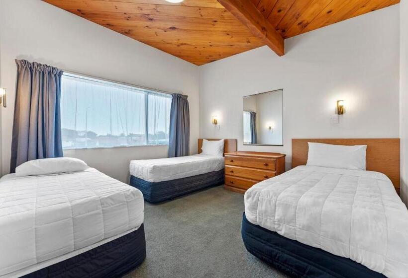 2침실 패밀리 아파트, Coachman's Lodge Motel