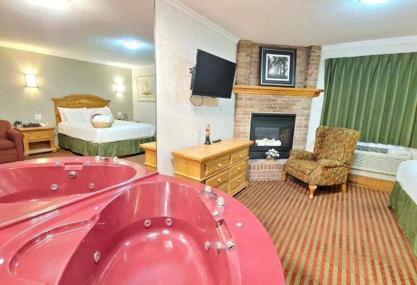 غرفة قياسية مزوَّدة بجاكوزي, Knights Inn Colonial Fireside Inn