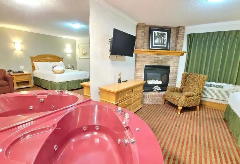 バスタブ付きスタンダードルーム, Knights Inn Colonial Fireside Inn