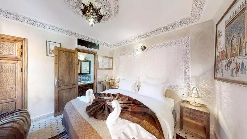 اتاق استاندارد, Posada De Roger