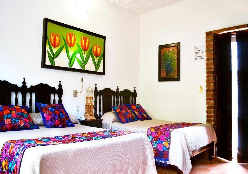 غرفة قياسية, Posada De Roger