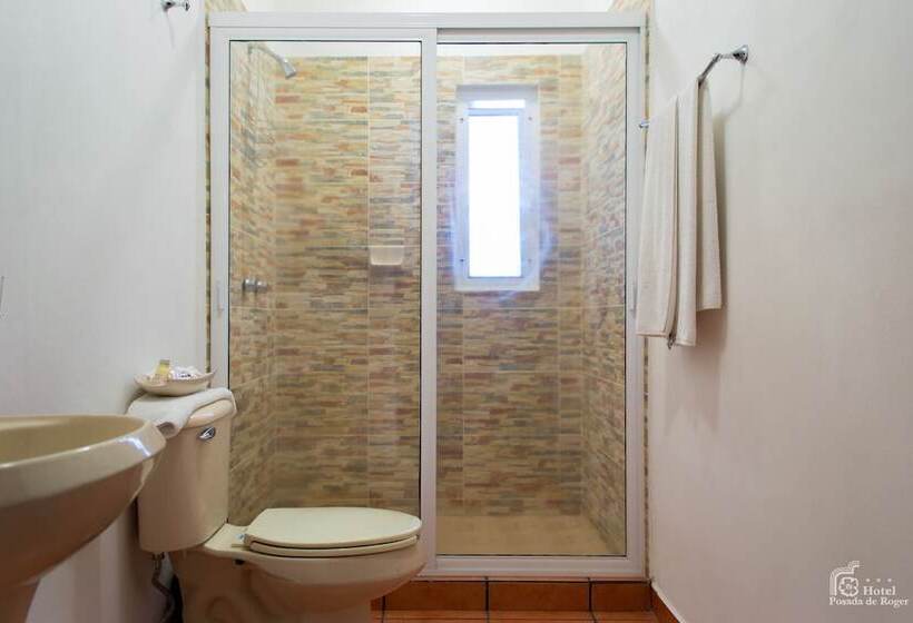 جناح, Posada De Roger